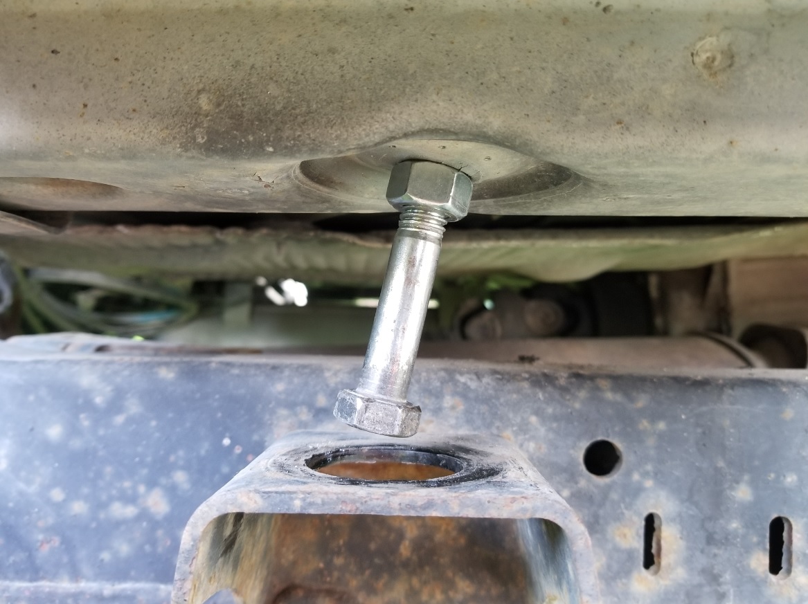 Body Mount Bolt.jpg